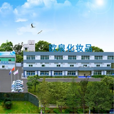 化妝品廠(chǎng)家:把握高端化妝品代加工新機遇！