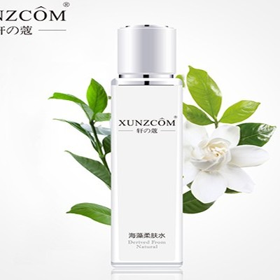 護膚品廠(chǎng)家:美膚水讓肌膚享受水潤力量