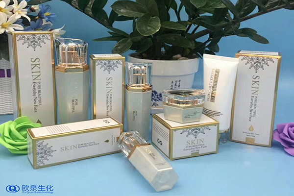 護膚品廠(chǎng)家:毛孔粗大應該怎么緩解-歐泉生化